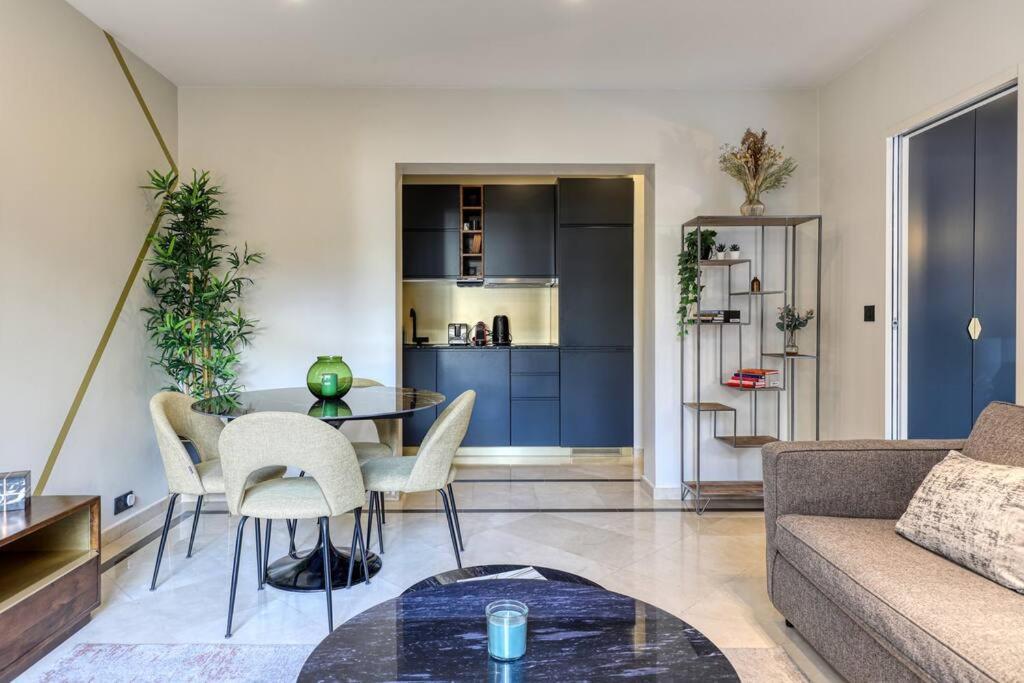 Montaigne Executive Suite Parijs Buitenkant foto