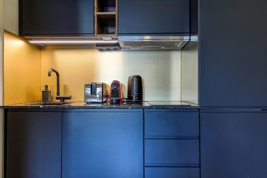 Montaigne Executive Suite Parijs Buitenkant foto