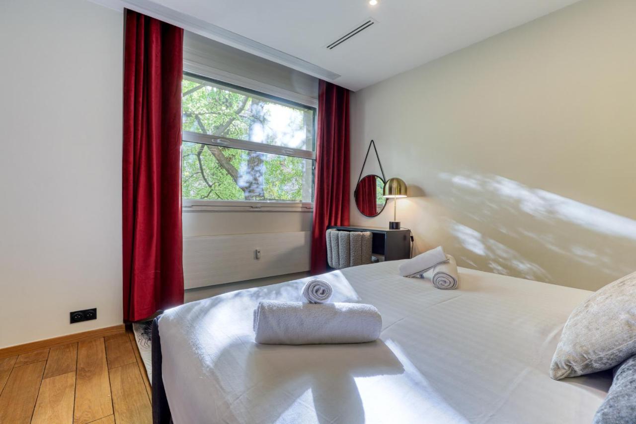 Montaigne Executive Suite Parijs Buitenkant foto
