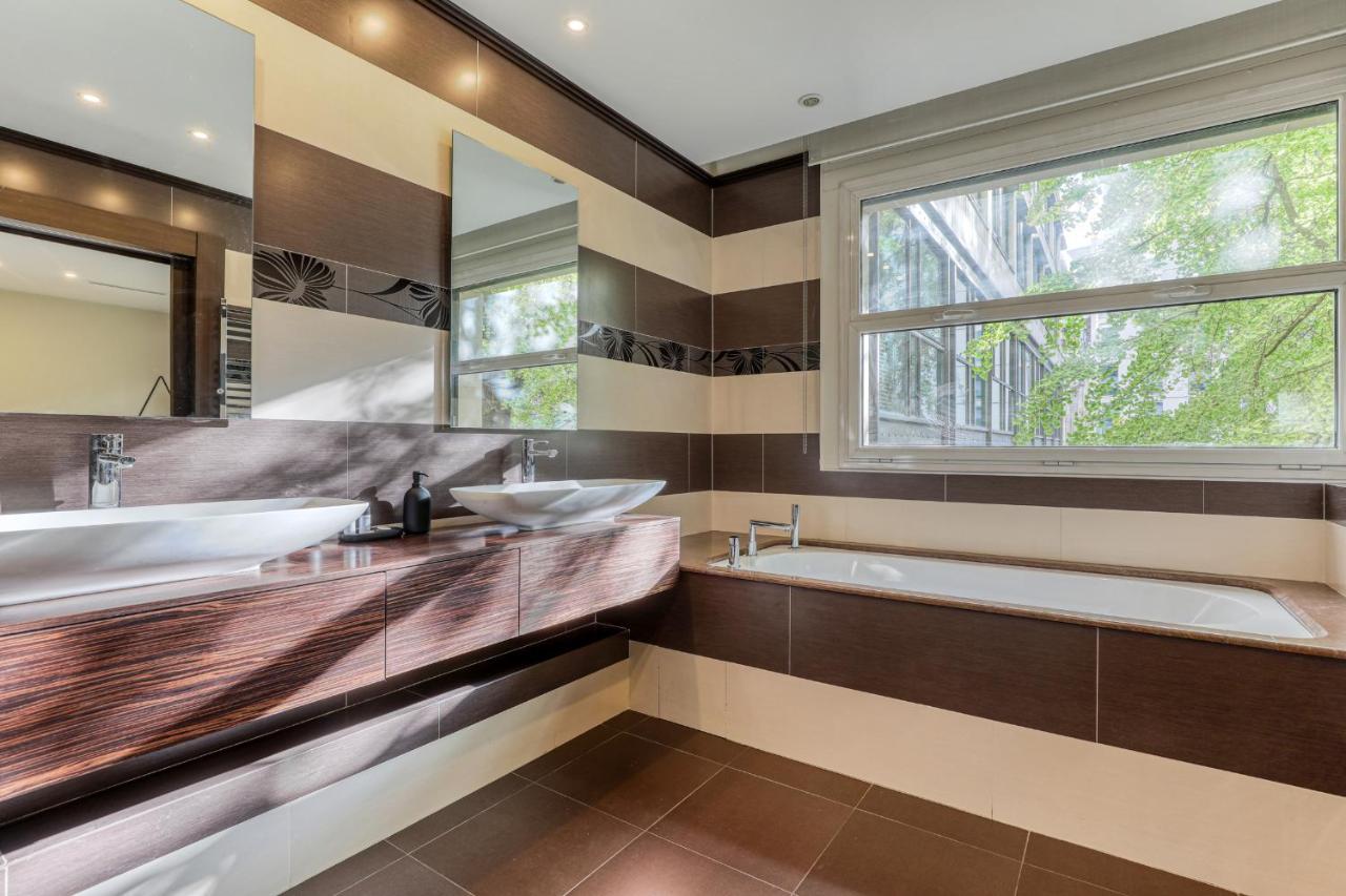 Montaigne Executive Suite Parijs Buitenkant foto